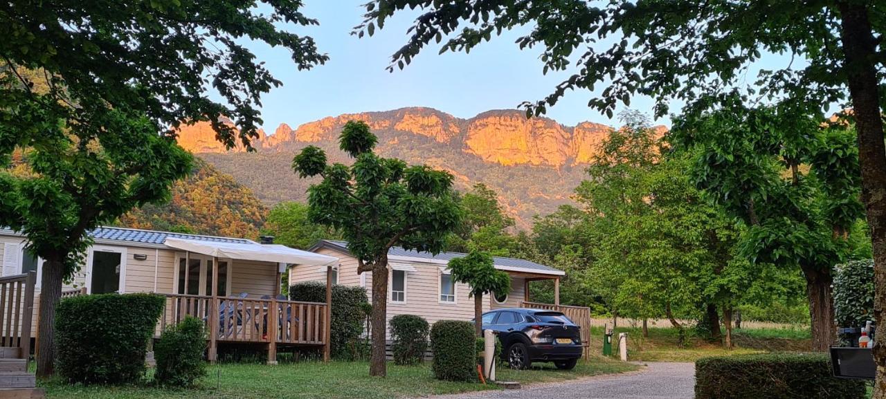 Camping Le Gallo Romain Barbieres Exteriér fotografie